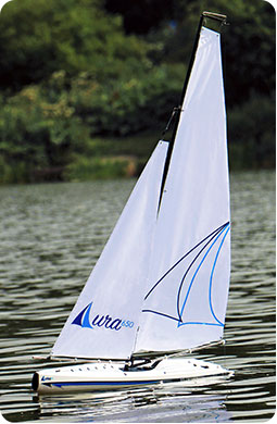 Aura 650 RTR Sailboat