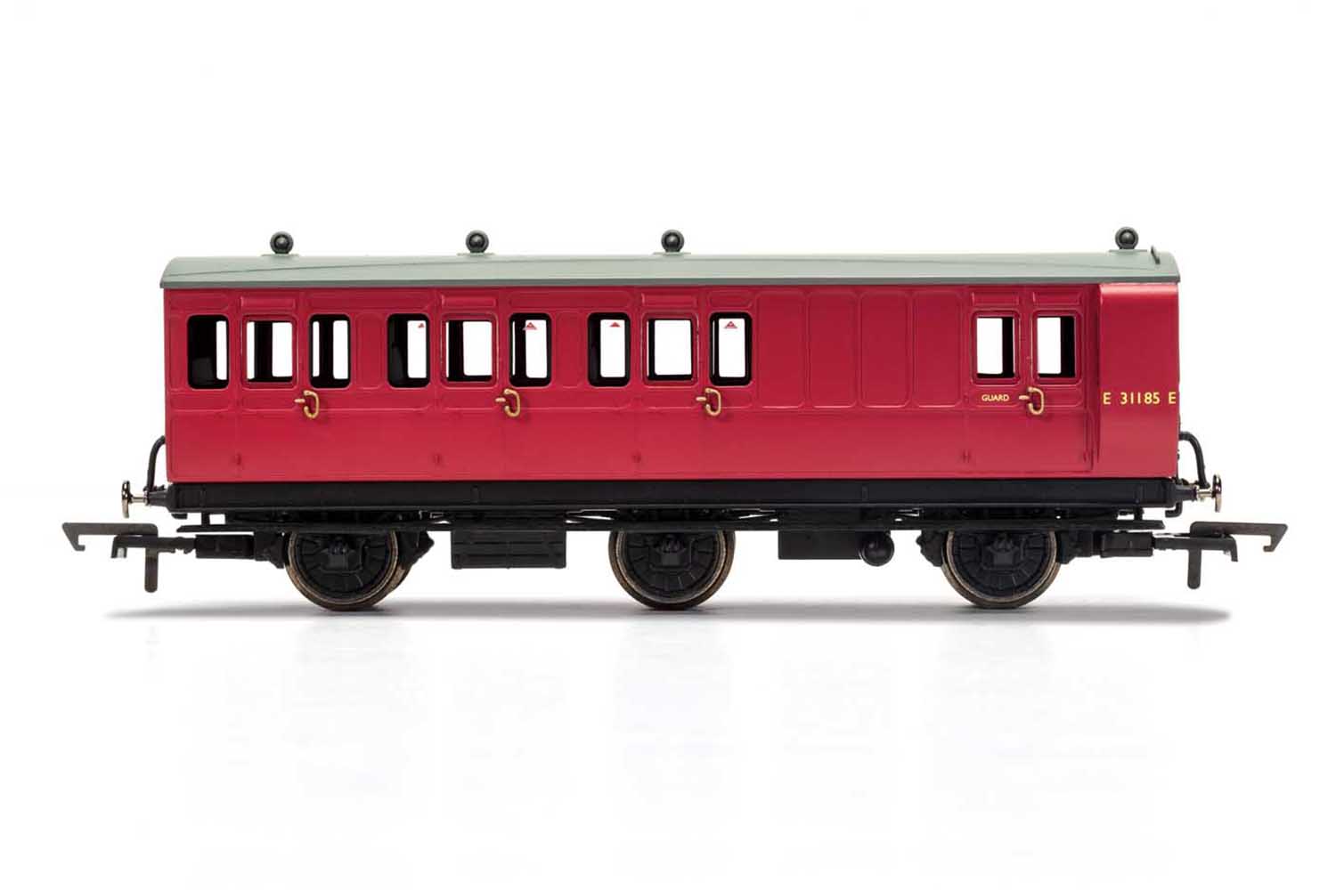 BR, 6 Wheel Coach, Brake 3rd Class, Fitted Lights, E31185 - Era 4