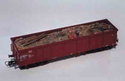 HO Assorted Junk Load HO Assorted Junk Load