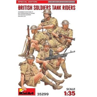 1/35 British Soldiers Riding Tank - Desert
