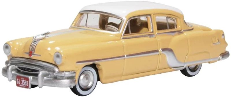 1/87 1954 Pontaic Chieftain 4 door