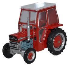 1/76 Massey Ferguson 135 Tractor - Red