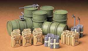 1/35 German Fuel Drum Set