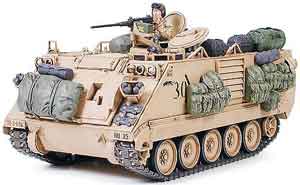 1/35 M113A2 APC Desert Version