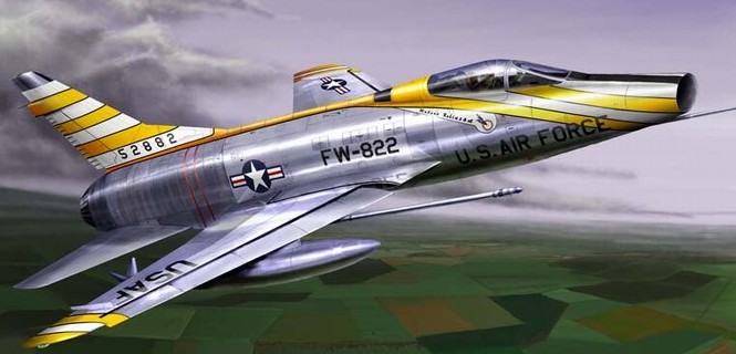 1/72 F100D Super Sabre Attack Fighter