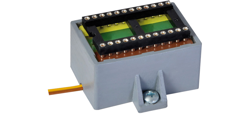 Power Module with Distribution Strip