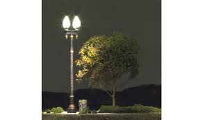 HO Double Lamp Post Street Lights